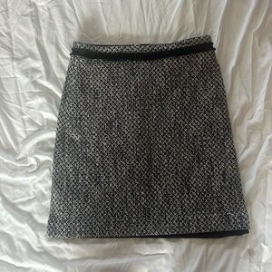 Beautiful, elegant skirt for work and all occasions